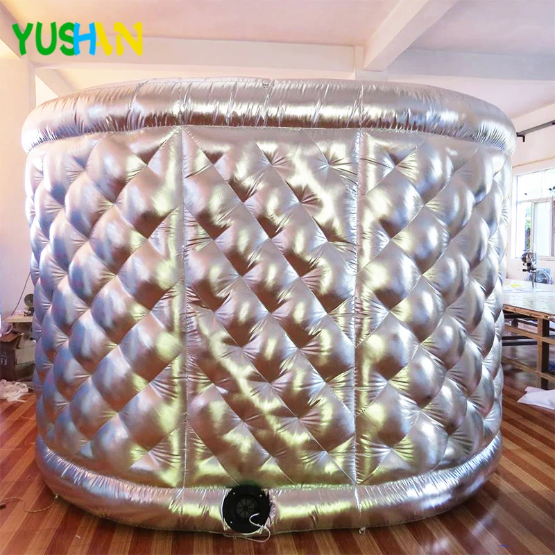 Silve Oval Photo Booth 02 