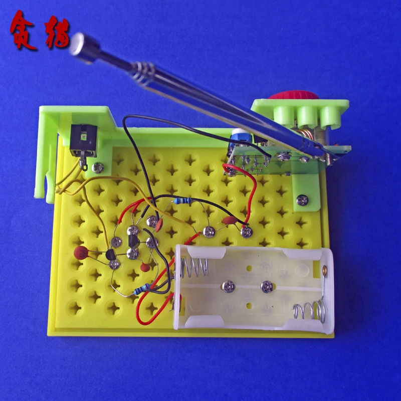 1 начальная школа, научный эксперимент, материал, технология, электроника, Обучающие игрушки, собранные самодельные радио