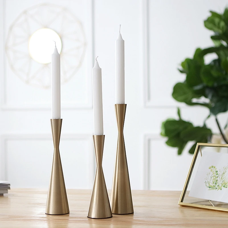 

Metal Gold Candlestick Storage Shelf Scandinavia Luxurious Cone Candlelight Dinner Storage Holder Wedding Decor Organizer
