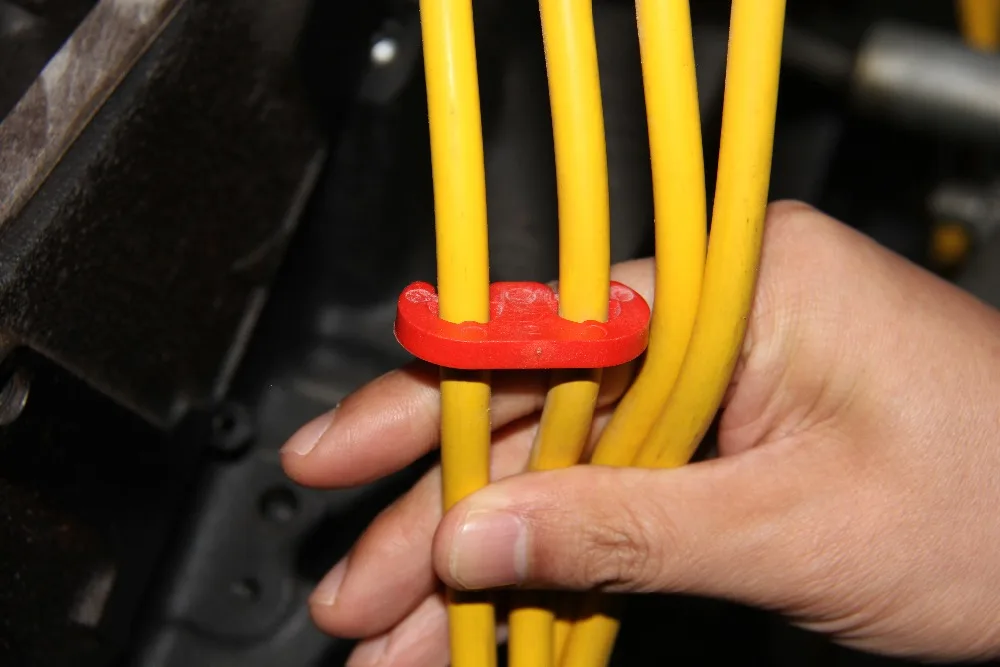 CarBole Universal 6 Pieces 7mm 8mm Blue Plastic Spark Plug Wire Separators Dividers Looms 