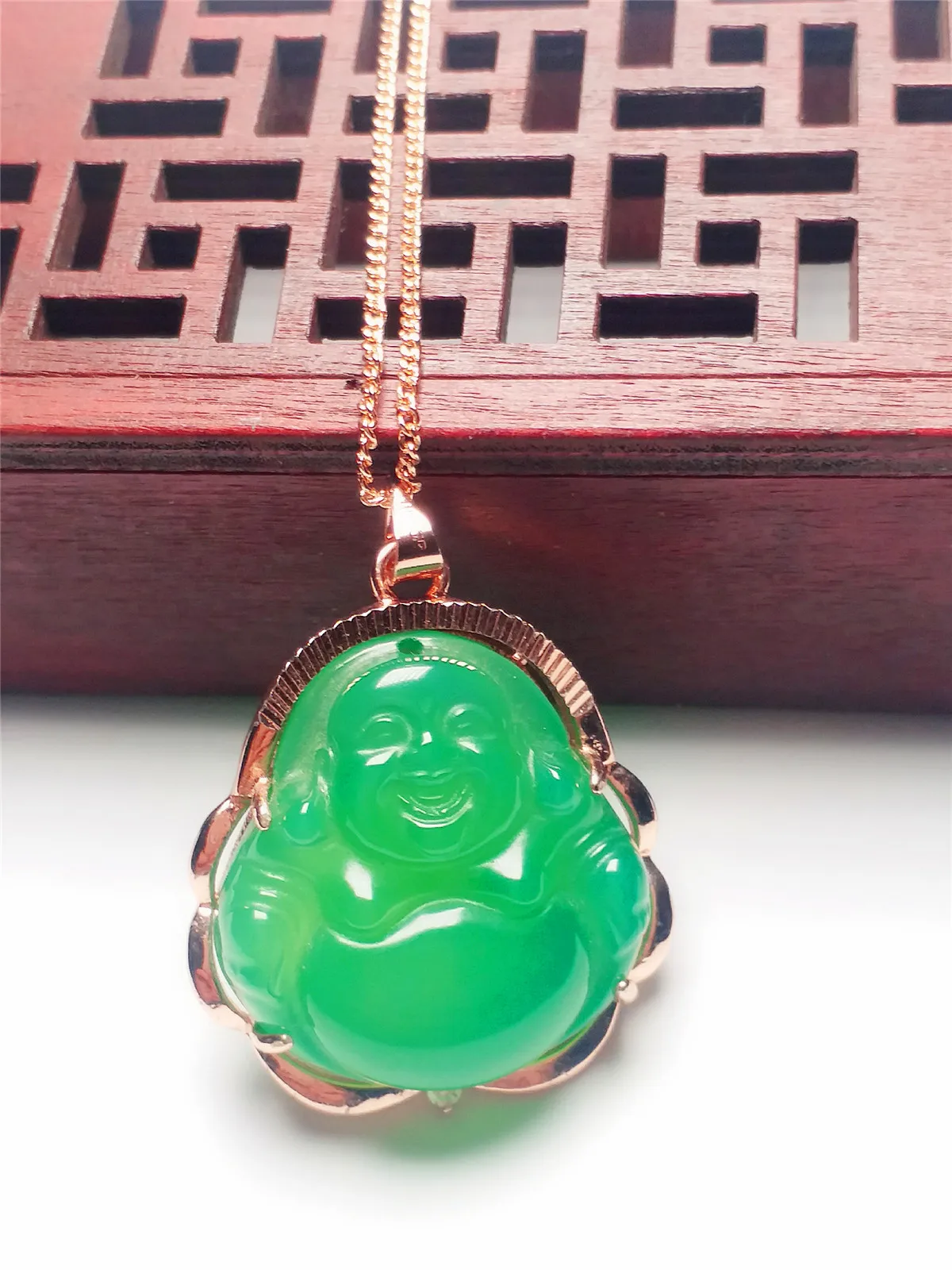 Золото Iced Out зеленый нефрит Будда кулон цепь Цепочки и ожерелья Jewelry драгоценный