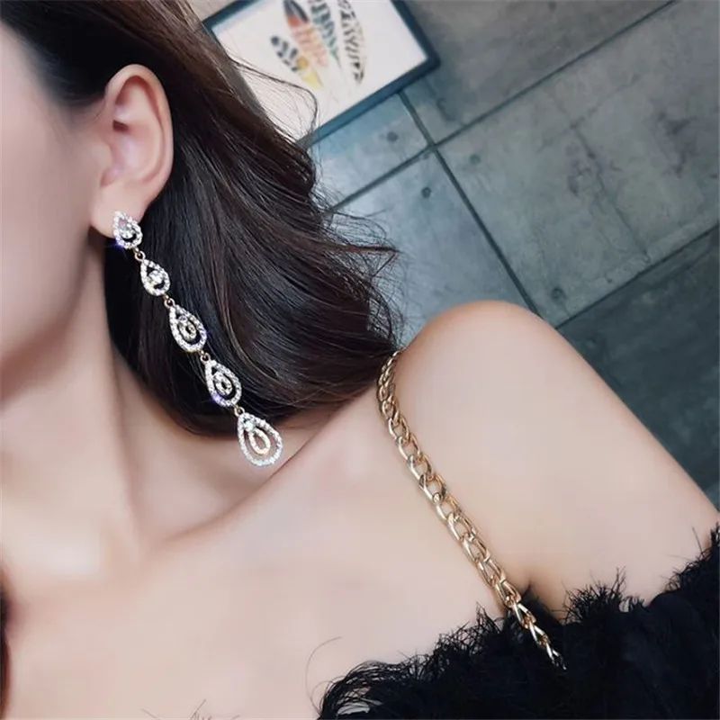

FYUAN Long Tassel Rhinestone Drop Earrings Exquisite Water Drop Crystal Dangle Earrings for Women Party Jewelry Gifts