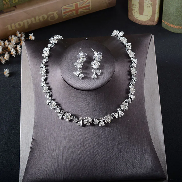 

SLBRIDAL Rhinestone Cubic Zirconia Flower Wedding Jewelry Set Bridal CZ Necklace Set Party Jewelry Set Bridesmaids Women Jewelry