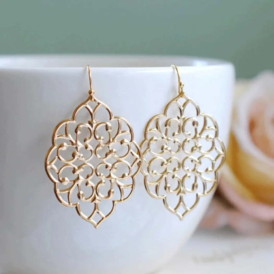 

None Pattern Hollow Out Silver Geometry Women Hook Gold Fashion Oval Earrings