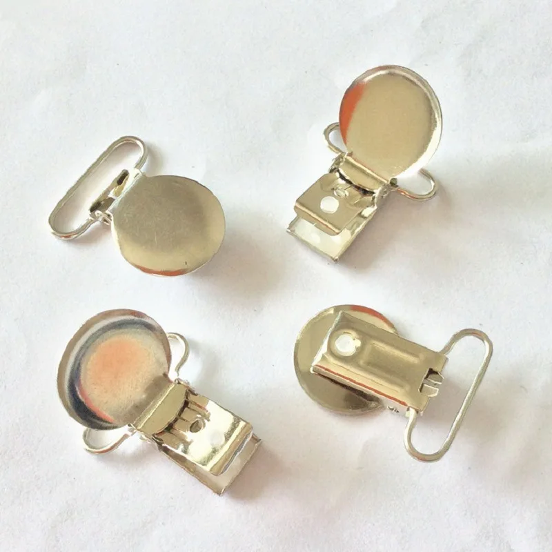 pacifier clips (7)