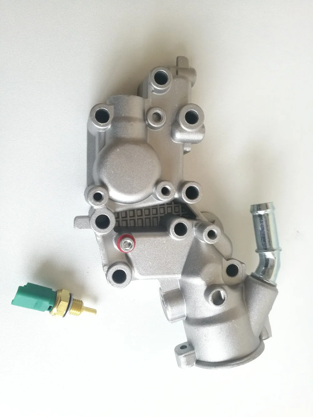 Best quality 1336.Y8 9654775080 Aluminium Thermostat Housing Coolant Water Flange & sensor for Citroen BX C15 C3 MK /for Peugeot