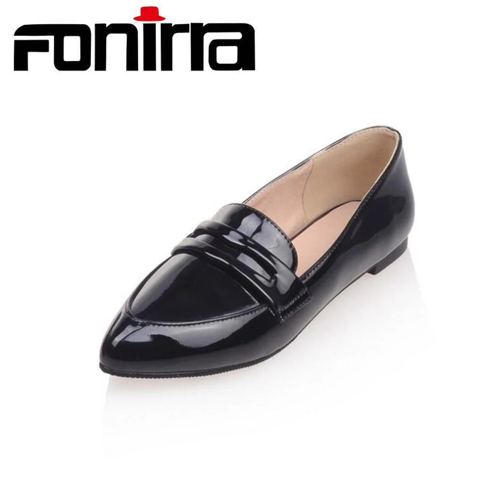 business casual women with flats