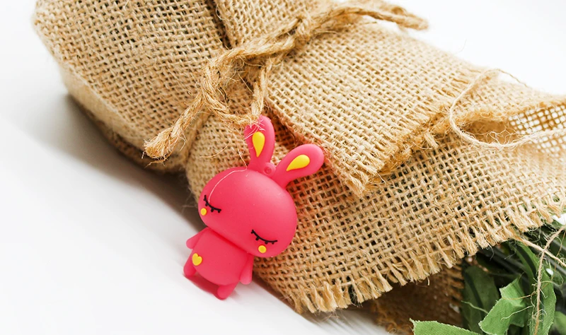 Лидер продаж USB Flash Drive белый кролик Флешка в форме героя мультика кролик Memory Stick милый usb-флеш накопитель в форме кролика 4 GB 8 GB 16 ГБ, 32 ГБ, 64 ГБ U