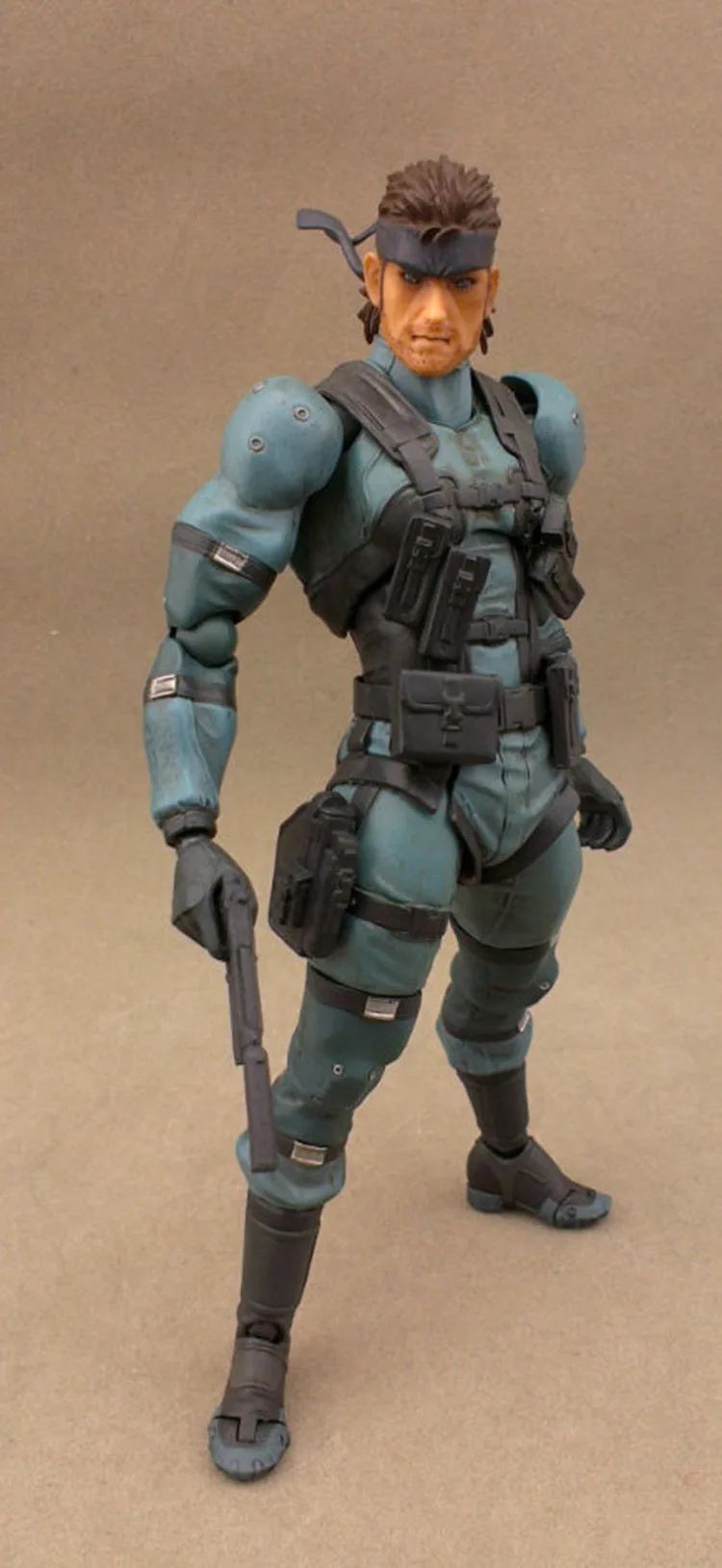 ACTION FIGURE (3)