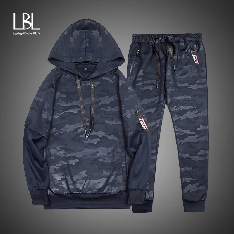 

2018 Autumn Men's Hoodies Sets Sportswear Jackets Male Tracksuits Fleece Male Hooded Sweatshirts Set Casual Men Camouflage Coats