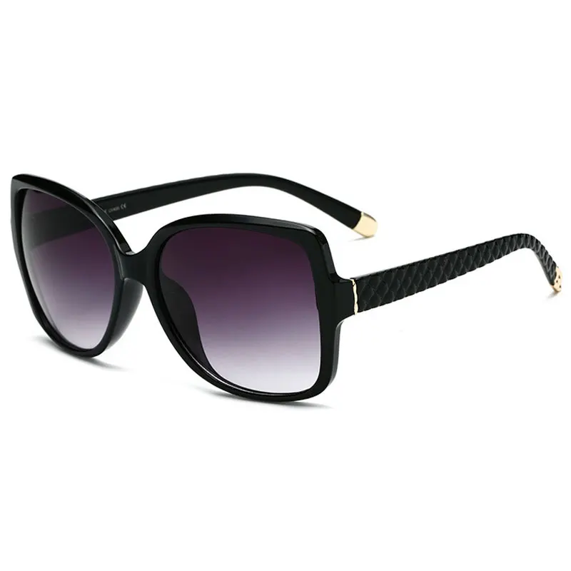 

Fashion Brand Women Sunglasses New Style Vintage Female Sun Glasses Gradient Eyeglasses UV400 Shades Oculos de sol Gafas