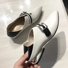 Обувь из натуральной кожи с пряжкой и острым носком; женская обувь на плоской подошве; сезон осень-весна; женские лоферы без шнуровки; повседневная обувь высокого качества