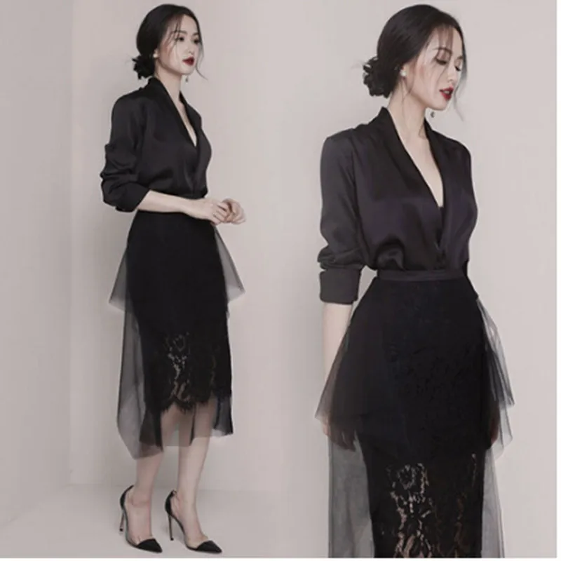 

Fashion Runway Sexy V-neck womens tops and blouses 2019 Designer Suit Set Women's Lace Gauze Patchwork Pleated Skirt Suit Set