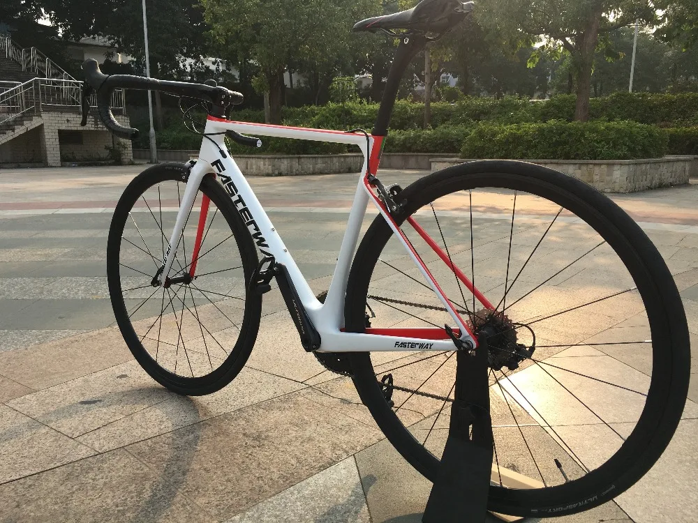 Best 700C carbon Road Complete Bike 22 Speed 105 5800 Groupset TAIWAN brand light blue sky FASTERWAY CLASSIC D brake 49/52/54/56/58 63 Best 700C carbon Road Complete Bike 22 Speed 105 5800 Groupset TAIWAN brand light blue sky FASTERWAY CLASSIC D brake 49/52/54/56/58 63