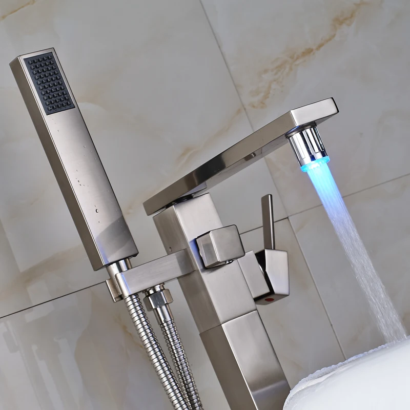 Uythner Матовый никель светодиодный напольный смеситель для ванной комнаты с ручным распылителем смеситель для ванны Твердый латунный Смеситель для ванной