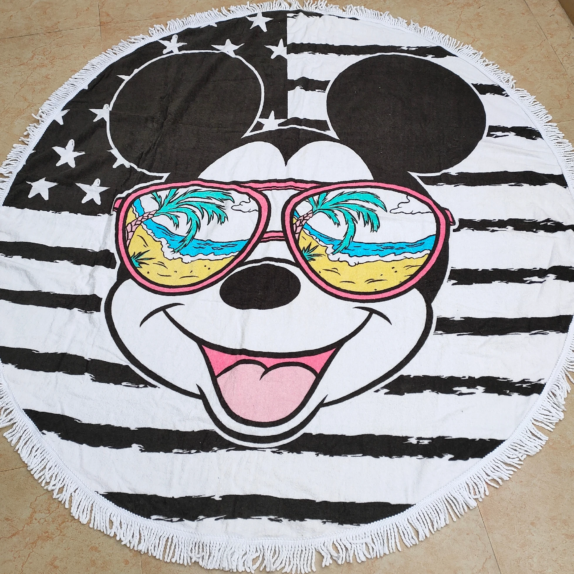 

IVYYE 145CM Summer Mickey Fashion Anime Bath Towels Cotton Handkerchief Soft Beach Towel Cartoon Washcloth Unisex NEW