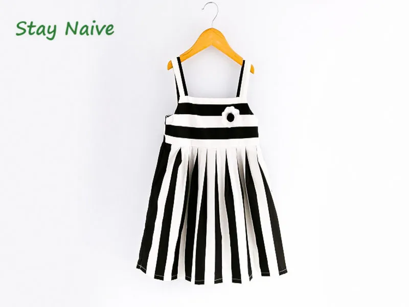 

2017 sweet new fashion children Korean style windbreaker sleeveless summer dress girl striped flower hanging vest dress