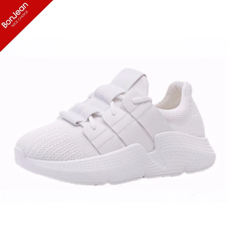 

Men's Casual Lightweight Running Shoes Outdoor Walking Fashion Breathable Sneakers