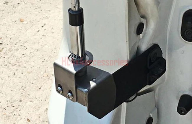 PRADO antenna bracket05