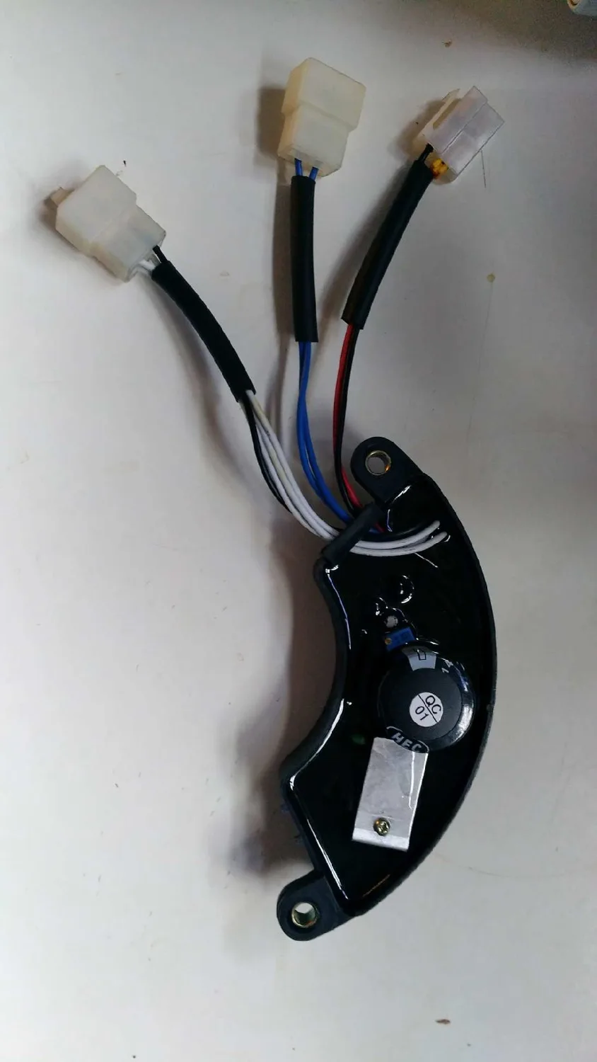 Avr 4.19. Avr 3-фазного генератора. двигатель китайского генератора кипор kde 60ss. двигатель китайского генератора кипрр.