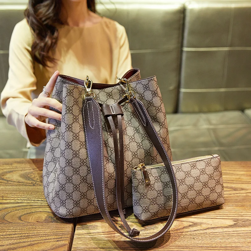 

Women bag with Colorful Strap Bucket Bag Women PU Leather Shoulder Bags Brand Designer Ladies Crossbody messenger Bags