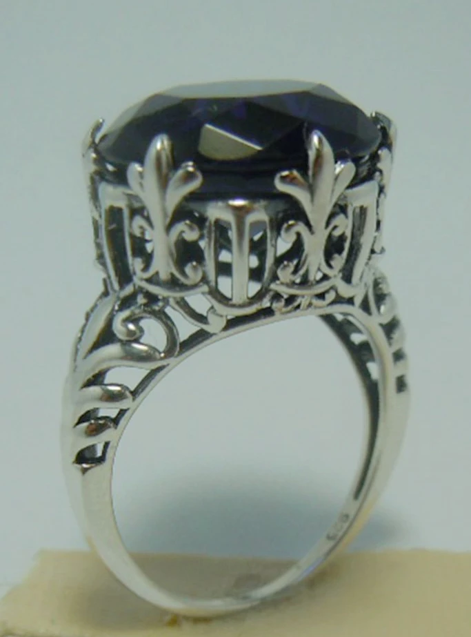 

The new 2014 beautifully carved decorative pattern Nostalgic lucky ring The ancient silver ring for women