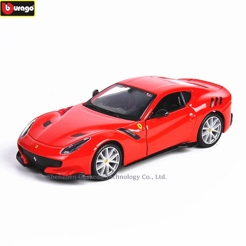 Модель автомобиля Bburago с имитацией высокой мощности Ferrari F12TDF модель из литого