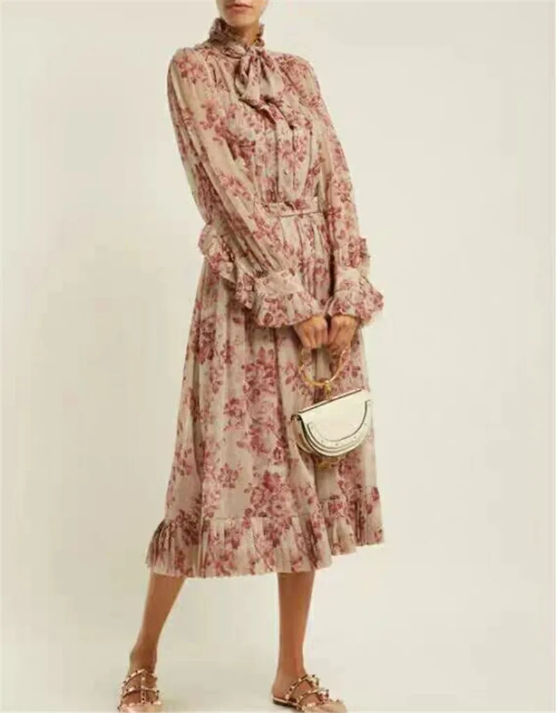 10072981549_1286465093