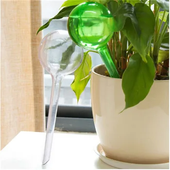 

2019 Practical Travel House Plant Bulb Shape Garden Pot Cans Automatic Self Watering Automatic Irrigation Patio Lawn