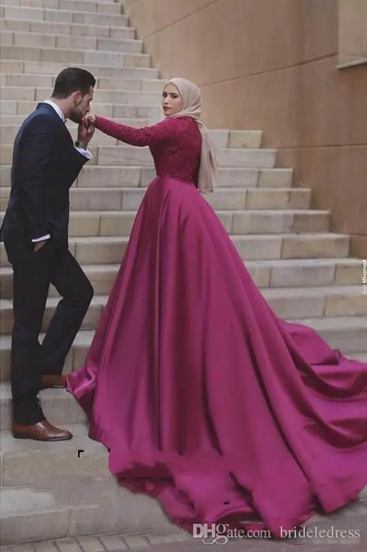2018-muslim-long-sleeves-evening-dresses-with-detachable-train-sheath-lace-beaded-prom-dress-long-arabic-formal-party-wear (1)