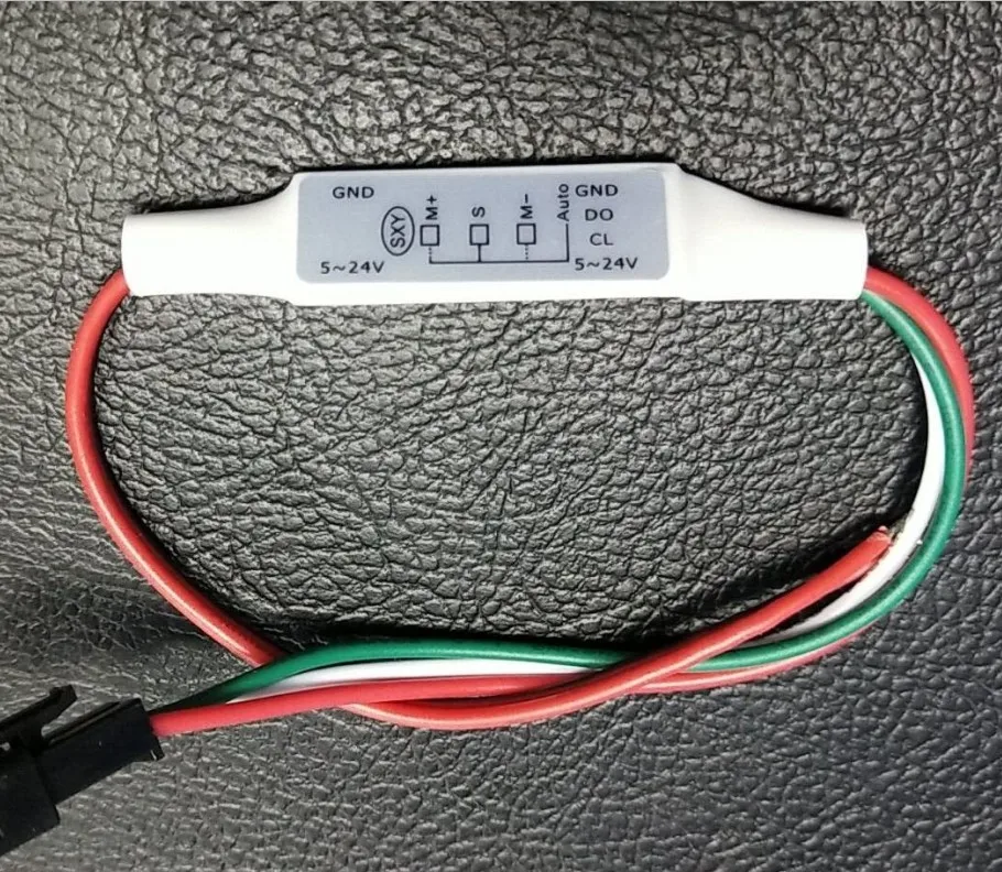 

NEW version DC5V/12V LED smart pixel controller;With 76 kinds of patterns;2048pixels controlled support ws2811,ws2812,1903 etc.