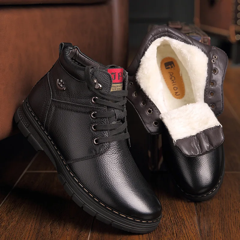 

new winter men's shoes men's boots leather wool inside warm warm snow shoes men's casual and ankle boots non-slip plush boots.
