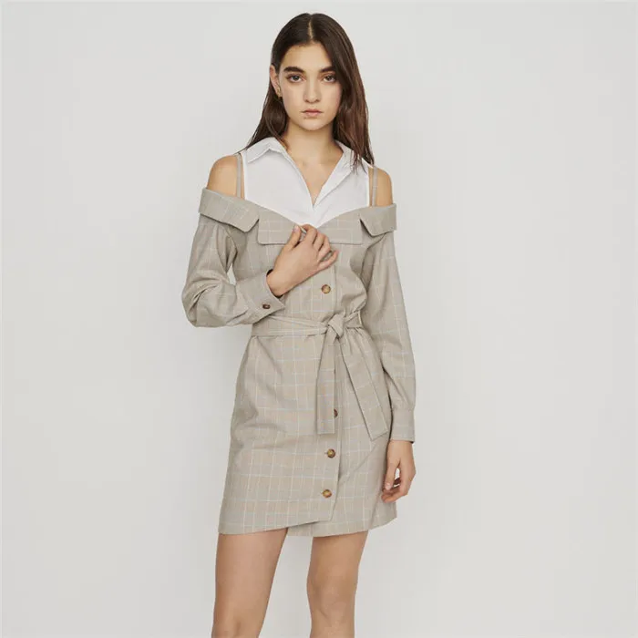 

New English Style Patterns Stitching Shoulder exposed Fake Two Fashioned Single row Button Dresses