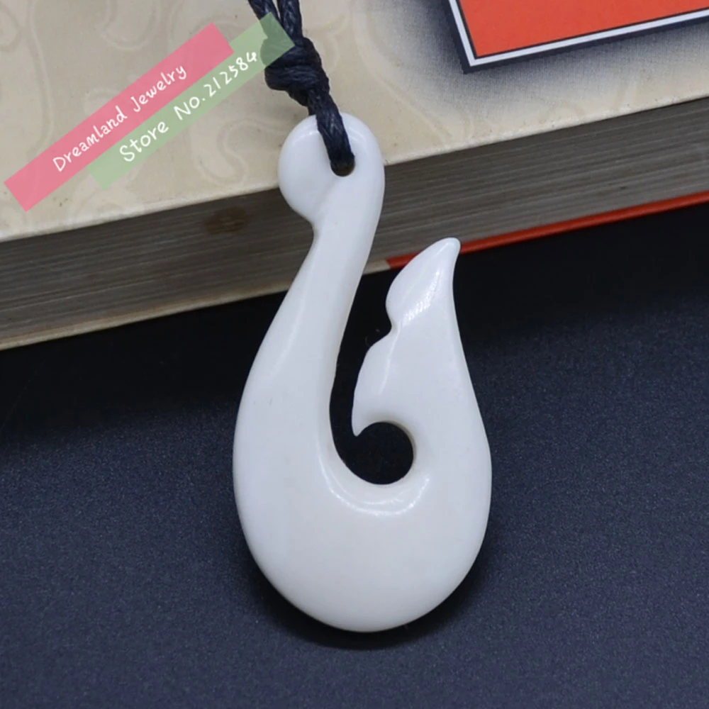 

1PC Hawaiian Handmade Carved Ox Bone FISH HOOK Pendant Choker Adjustable Woman's Man's Necklace Jewelry Tribal Surfer Style
