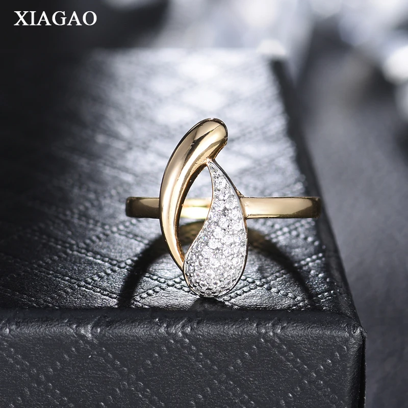 

XIAGAO Gold/Silver Color Cocktail Party Wide Rings for Woman Double Colors Hollow Out Female Size Rings Jewelry XGR618