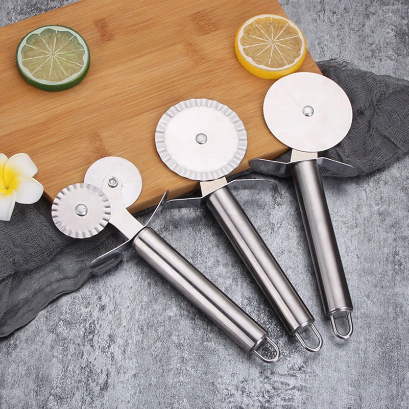 New 1 pc Round Pizza Cutter Stainless Steel Slicer Server Sharp Pizza Knife Cutter Pastry Pasta Dough kitchen Baking Tools