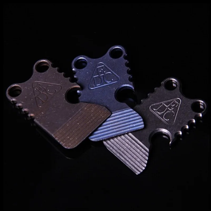 

Titanium outdoor multi-tool, express unpacking, bottle opener EDC necklace key pendant waist pocket tool