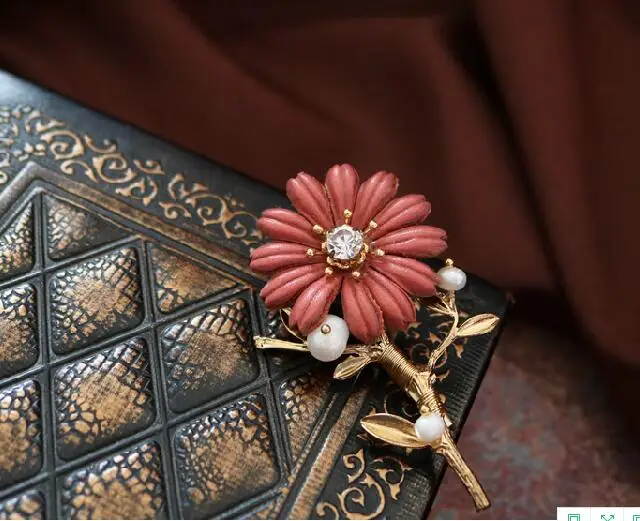 13red flower