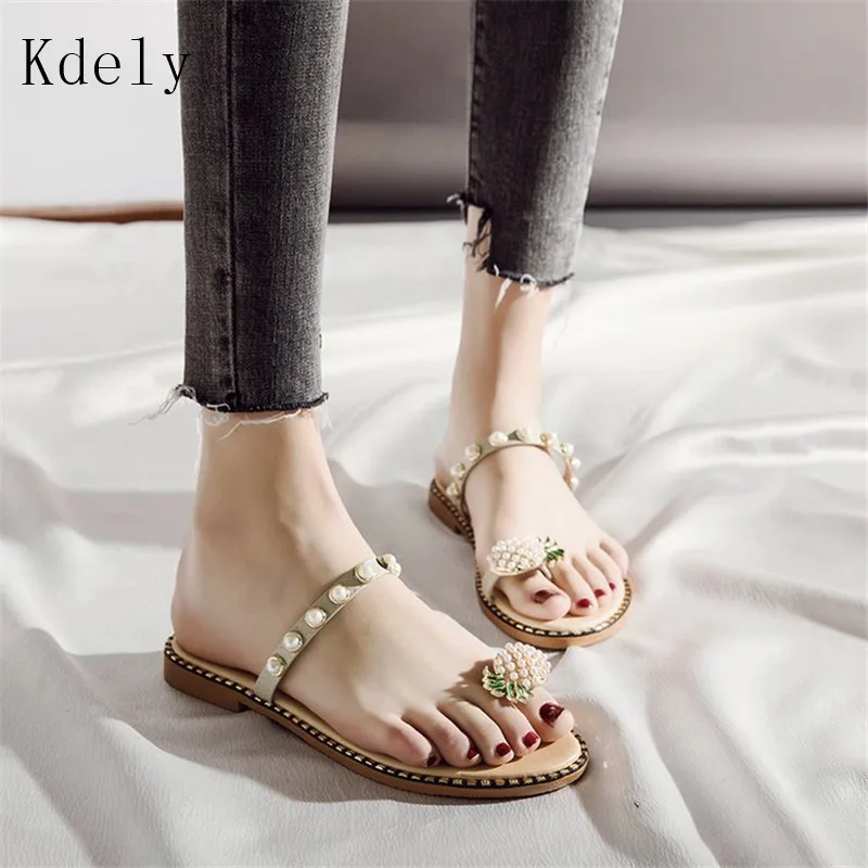 

Summer Beach Pearl toe ring sanda Women Ladies Sandals toe Ring Bohemia Sandals With pineapp Sandal Outdoor Holiday Slider Shoes