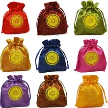 Китайские маленькие атласные мешочки для бижутерии с затягивающейся горловиной, тканевый упаковочный мешок, Этнические вышитые свадебные чайные конфеты, сумка для хранения 50 шт./партия