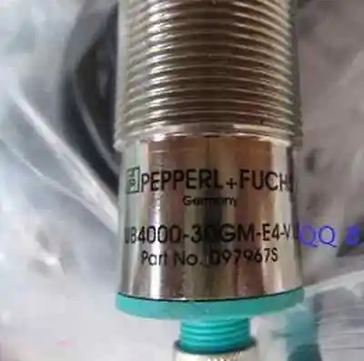 

DHL/EMS New Pepperl+Fuchs UB4000-30GM-E4-V15