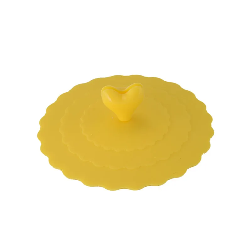 Милая любовь в форме сердца украшает питьевую чашку крышкой FDA силиконовый с ложкой держатель Анти-пыль чаша крышка чашки уплотнения для стеклянных кружек - Цвет: yellow