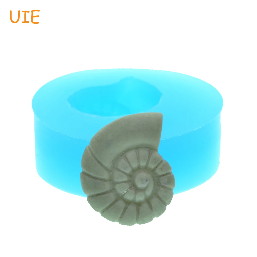 

DYL200U Snail Sea Shell Mold Spiral Sea Shell Mold Flexible Food Safe for Fondant Cupcake Toppers Cake Decorations