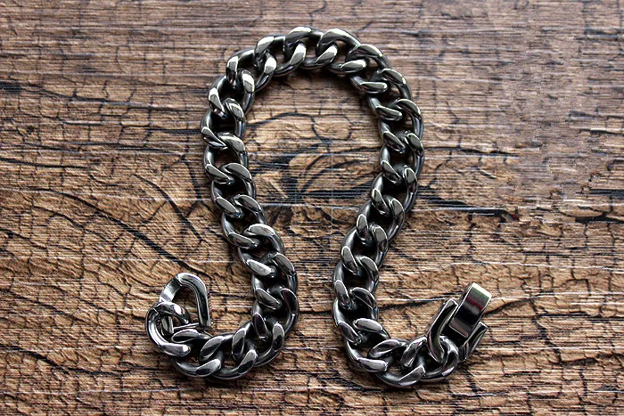 

Pure Titanium Production Anti-allergy Sweat-resistant Men And Women Metal Bracelets Wristband Cowboy Chain Tools