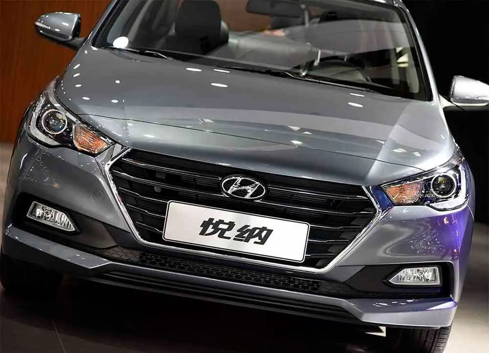 

Fog Light Lamps kit & Combination Switch for Hyundai solaris 2018-