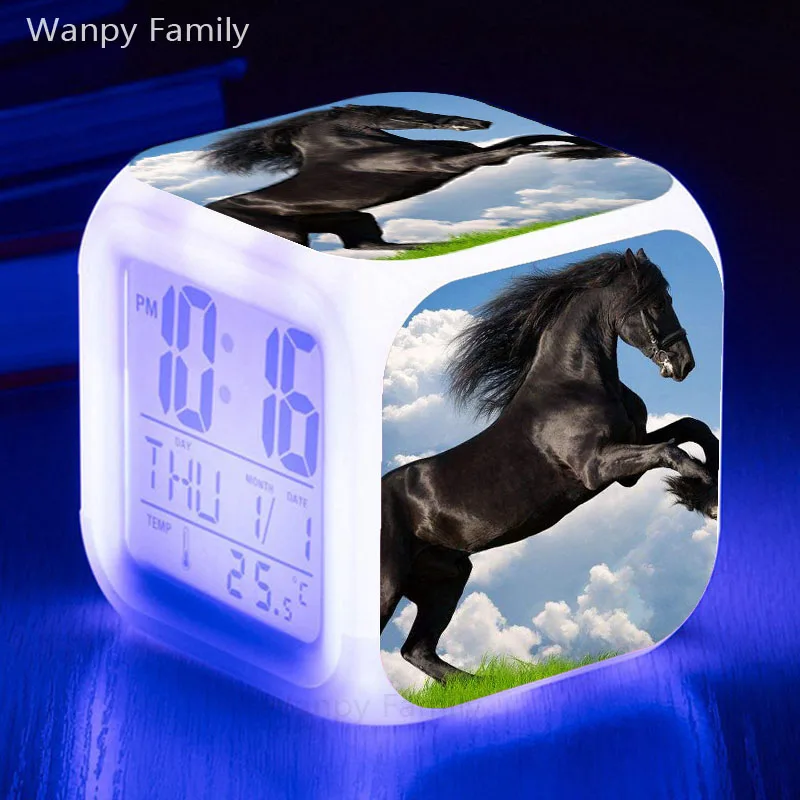 Будильник для бега с рисунком лошади, 7 цветов, светодиодный, светящийся цифровой будильник для детской комнаты, сенсорные электронные часы