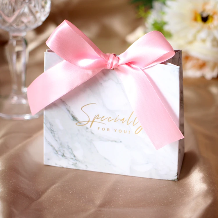 

10pcs Free shipping 10x4.5x11.4cm High quality gift bag Thank you package Holiday blessing paper bag Party candy box