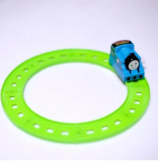 thomas wind up train set