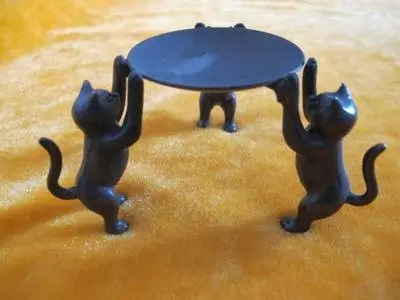 

3-cat Plate Bronze Statues Exquisite Chinese Beautiful Old Ancient lamp