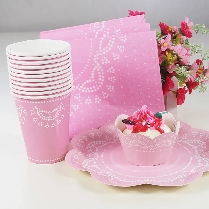 

Lovely Pink Lace Striped Paper Plates For Valentine Birthday Christmas Party Disposable Tableware Supplies For Children Party